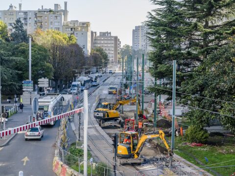 Travaux de construction de la ligne à Bobigny