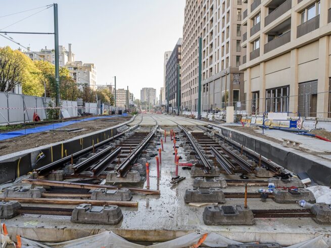 Les travaux de pose de rails à Bobigny