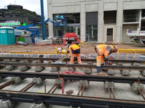 Travaux de pose des rails boulevard Maurice Thorez