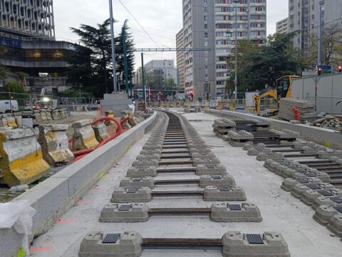 Travaux de pose des rails Boulevard Maurice Thorez à Bobigny